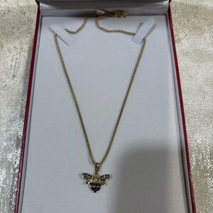 Le Vian Bee Pendant with 2 Gold 14k Necklaces / Chocolate and Black Diamonds.
